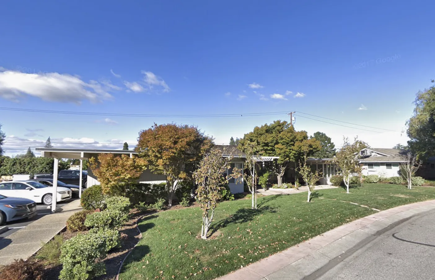 811 Altos Oaks Drive