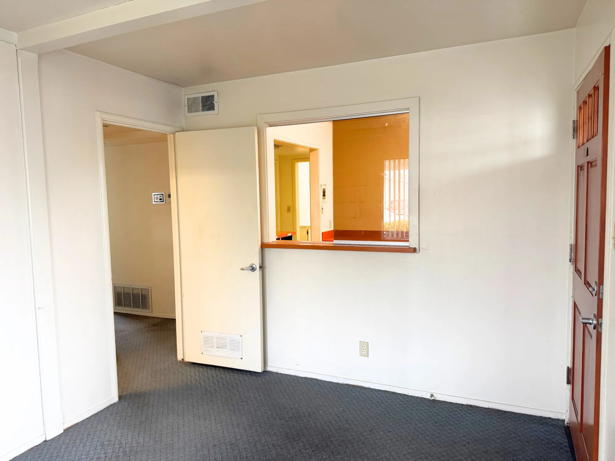 1100-1102 Scott Boulevard